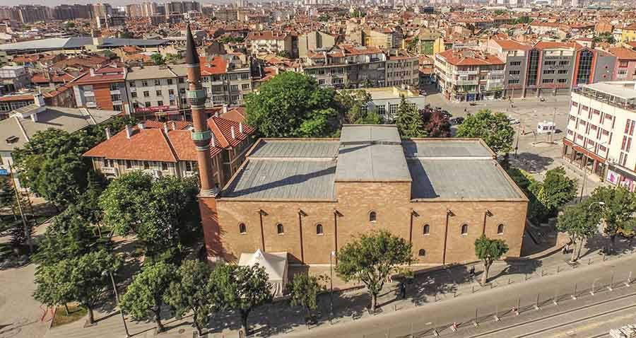 750 yıllık Konya İplikçi Camii’nin kıblesi değişti 2